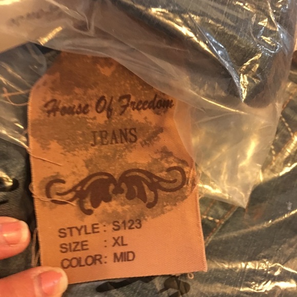 Maternity jeans - Picture 2 of 3